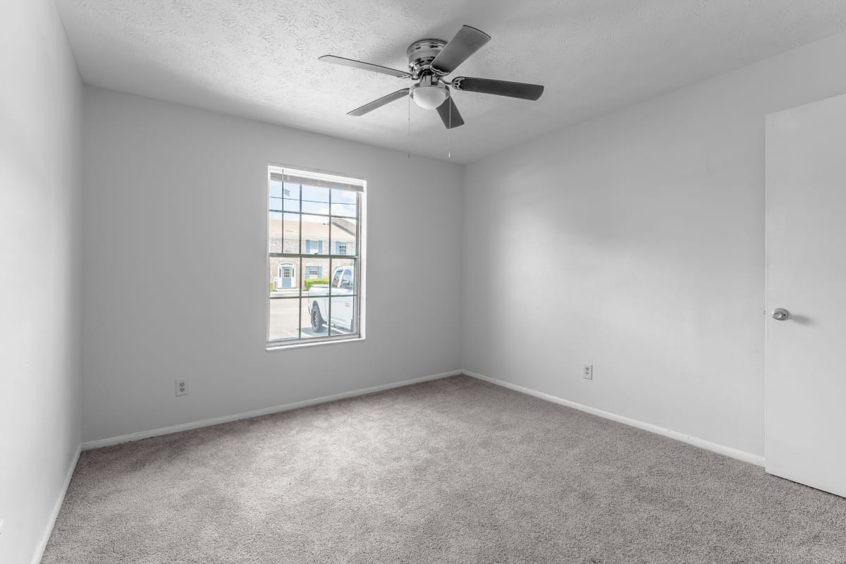 Photos and Video of Jacksonville Heights Apartment Homes in